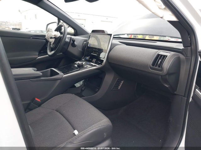Toyota BZ4X XLE 2024 JTMABACAXRA082562 Image 5