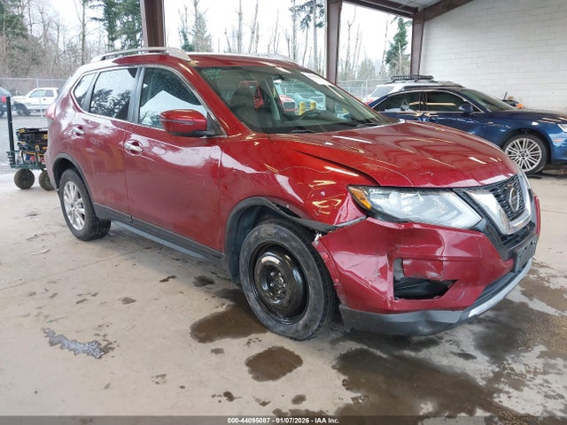 5N1AT2MV9JC703802 Nissan ROGUE SV