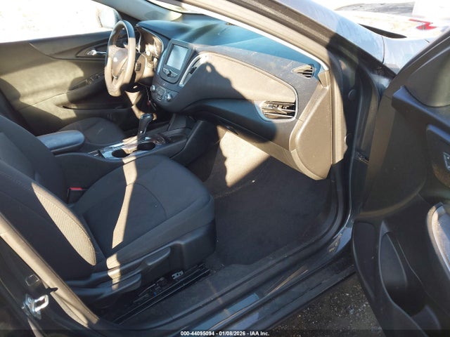 1G1ZB5ST1JF255981 Chevrolet Malibu 1ls