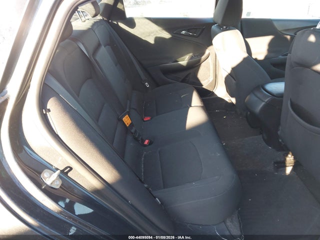 1G1ZB5ST1JF255981 Chevrolet Malibu 1ls