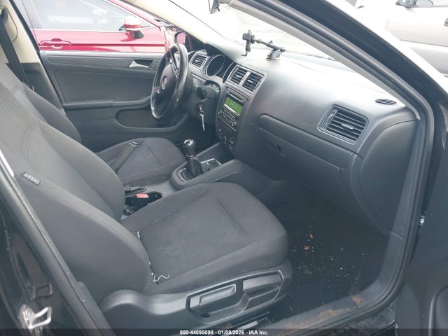 44095098 :رقم المزاد ، 3VW1K7AJ4FM305020 vin ، 2015 Volkswagen Jetta 2.0l S مزاد بيع