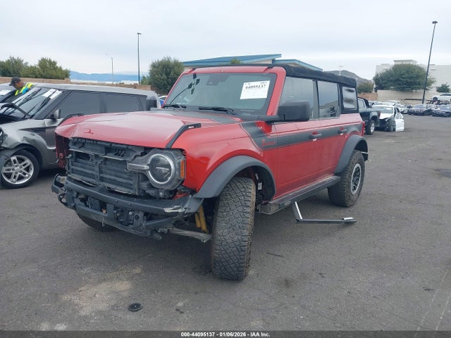 Ford Bronco Black Diamond 2022 1FMEE5DP5NLA75404 Image 2
