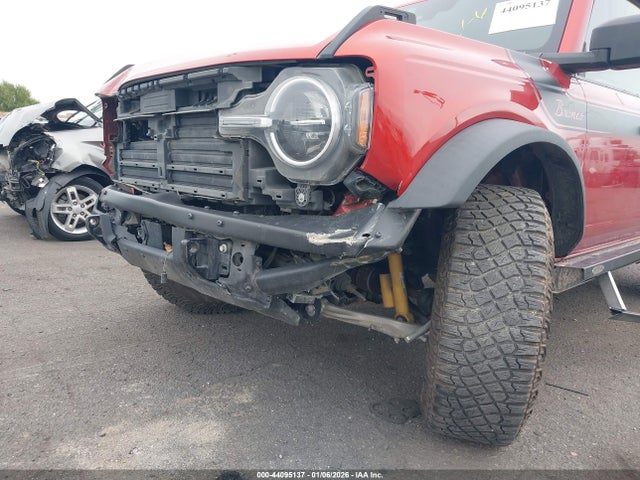 Ford Bronco Black Diamond 2022 1FMEE5DP5NLA75404 Image 6