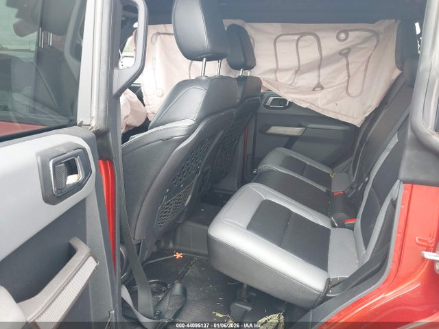 Ford Bronco Black Diamond 2022 1FMEE5DP5NLA75404 Image 8