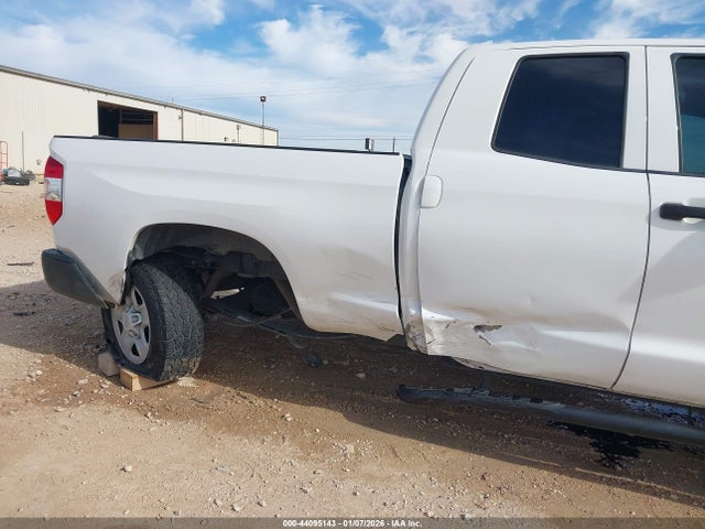 5TFRM5F19JX131980 Toyota Tundra Sr 4.6l V8