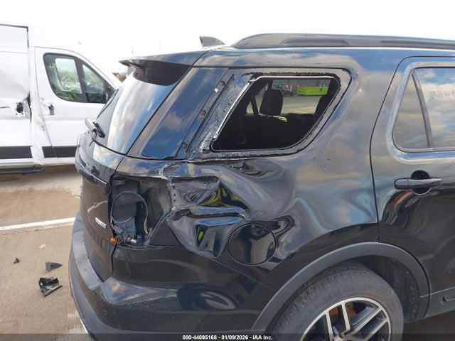 1FM5K8GT0HGB44595 Ford EXPLORER SPORT