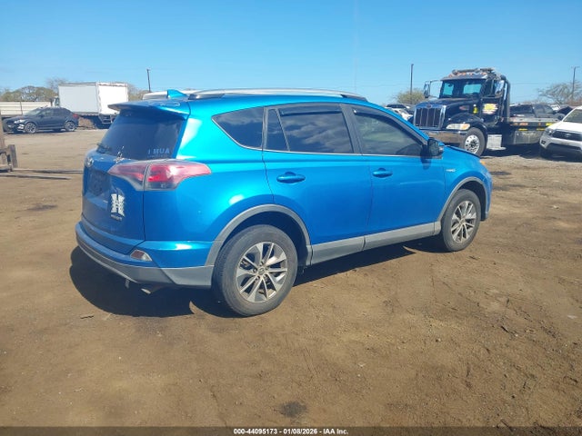 JTMRJREV7HD096596 Toyota Rav4 Hybrid Xle