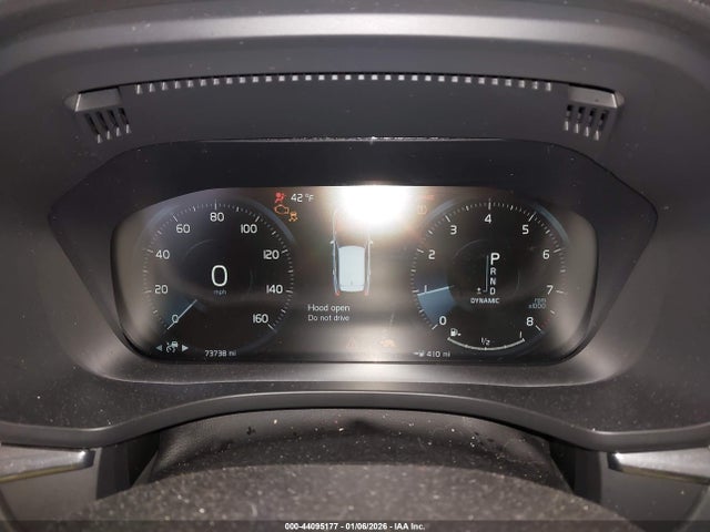 2018 VOLVO XC60 YV4A22RLXJ1036701 Photo 6