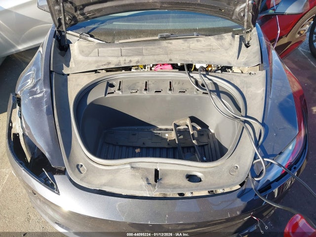 2024 TESLA MODEL 3 5YJ3E1EA0RF734903 Photo 9