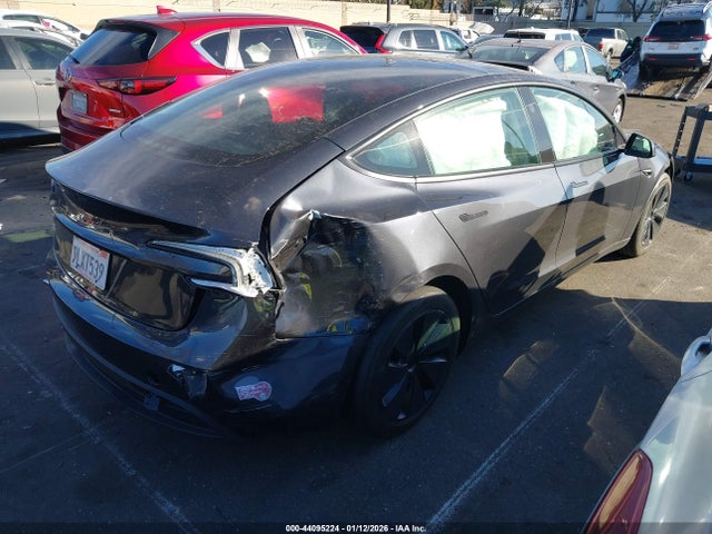 2024 TESLA MODEL 3 5YJ3E1EA0RF734903 Photo 3