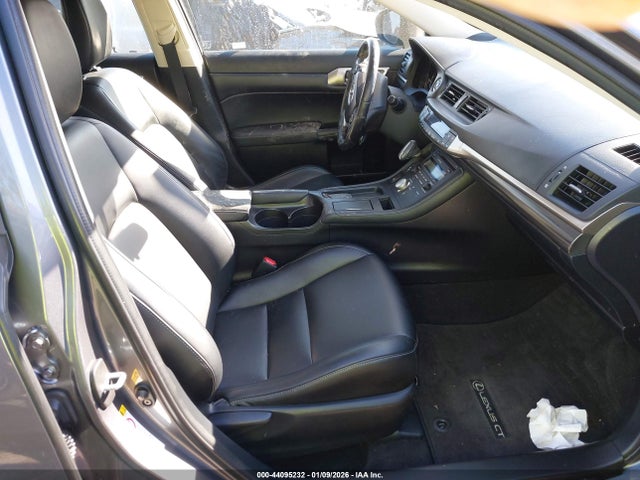 2017 LEXUS CT 200H JTHKD5BHXH2292509 Photo 4