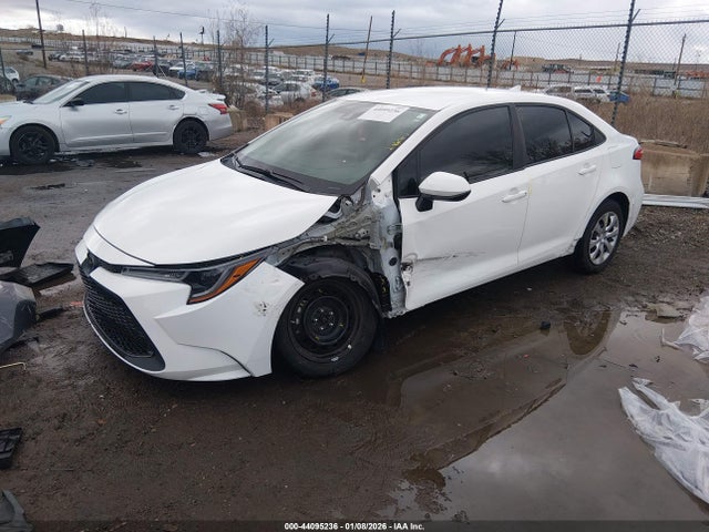 Toyota COROLLA LE 2022 5YFEPMAE7NP305723 Image 2
