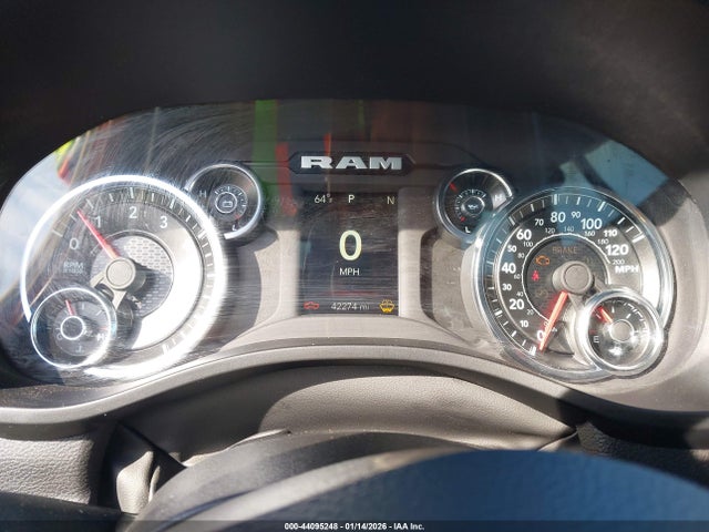 2024 Ram 1500 Tradesman  4x2 6'4 Box მანქანა იყიდება აუქციონზე, vin: 1C6SRECG5RN146163, აუქციონის ნომერი: 44095248