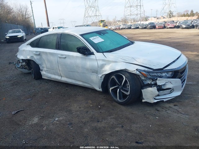 1HGCV1F31JA063031 Honda Accord Sport