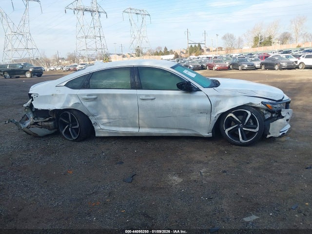 1HGCV1F31JA063031 Honda Accord Sport