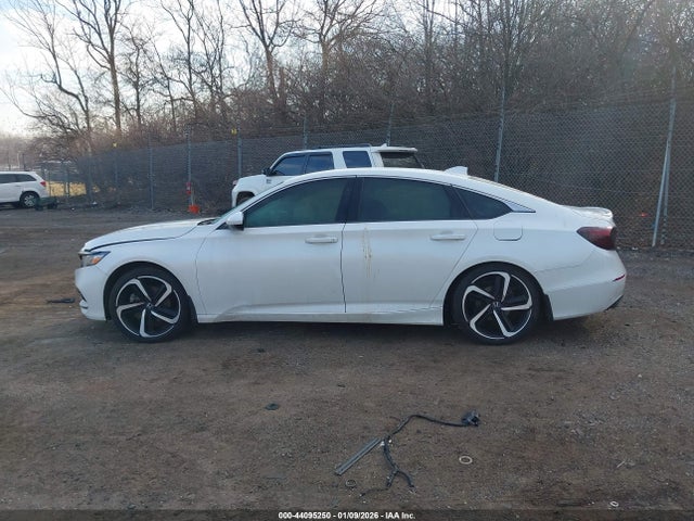 1HGCV1F31JA063031 Honda Accord Sport