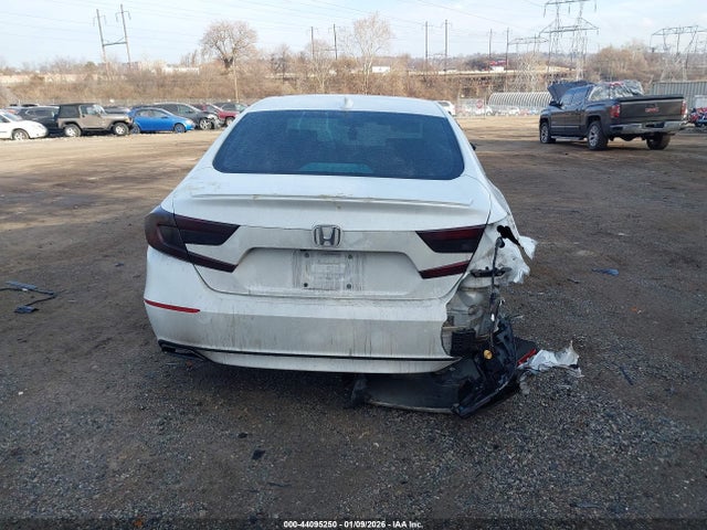 1HGCV1F31JA063031 Honda Accord Sport