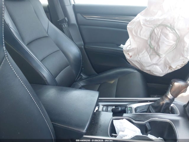 1HGCV1F31JA063031 Honda Accord Sport