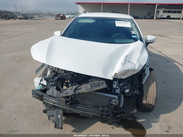 Nissan Versa 1.6 Sv 2024 3N1CN8EV5RL858830 Image 12