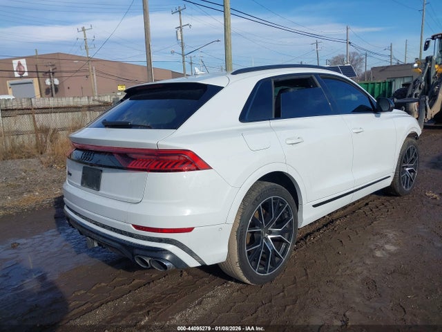 2021 AUDI SQ8 WA1CWBF13MD004110 Photo 3