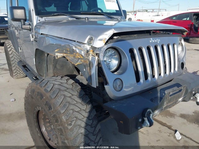 1C4HJWDG0JL921905 Jeep Wrangler Jk Unlimited Sport S 4x4