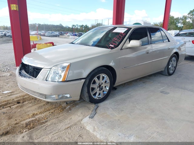 2011 CADILLAC DTS 1G6KH5E62BU125298 Photo 1