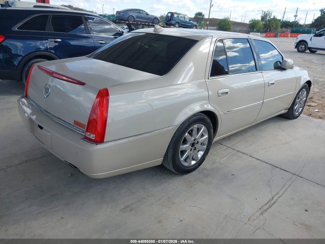2011 CADILLAC DTS 1G6KH5E62BU125298 Photo 3