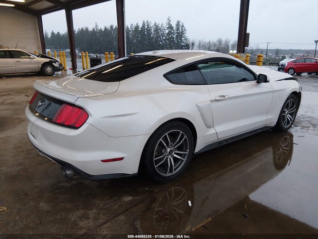 Ford Mustang Ecoboost 2017 1FA6P8THXH5220191 Image 4