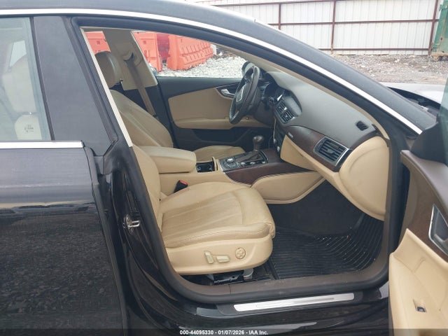 2013 AUDI A7 WAU2GAFC3DN083134 Photo 4