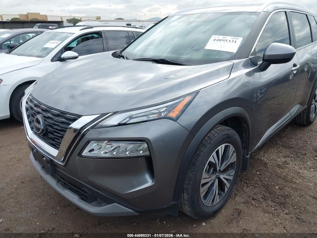 JN8BT3BA6PW424527 Nissan Rogue Sv Fwd
