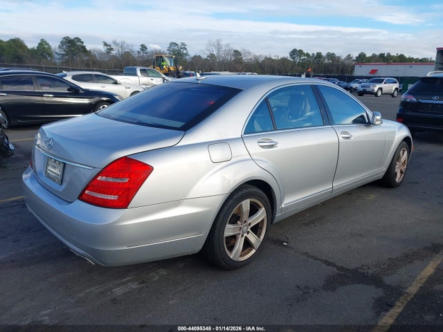 2010 MERCEDES-BENZ S 550 WDDNG7BB8AA294189 Photo 3