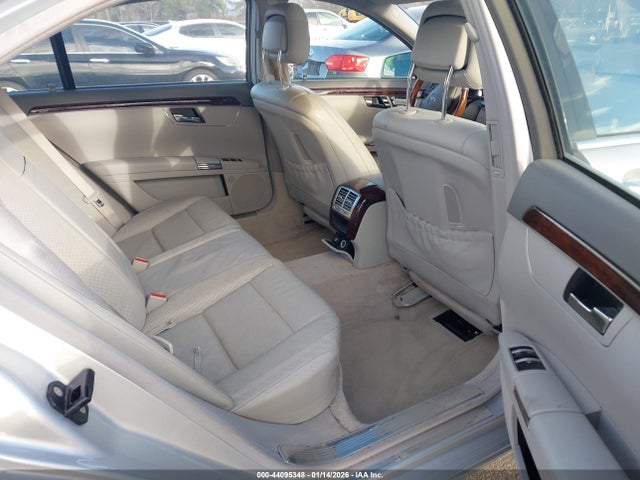 2010 MERCEDES-BENZ S 550 WDDNG7BB8AA294189 Photo 7