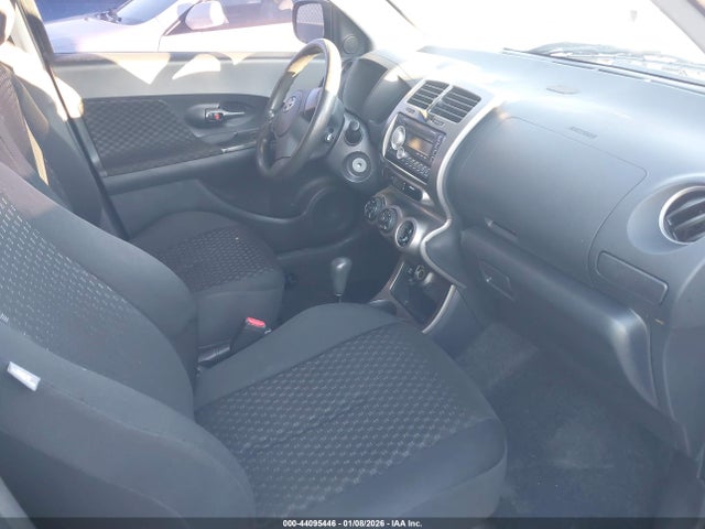 2011 SCION XD JTKKU4B41B1013723 Photo 4