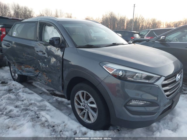 2018 HYUNDAI TUCSON KM8J3CA42JU643955