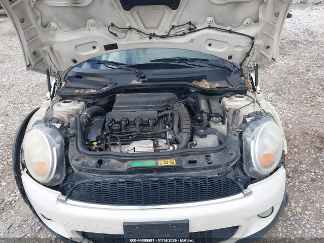 2008 MINI COOPER S WMWMF73528TV33460 Photo 9