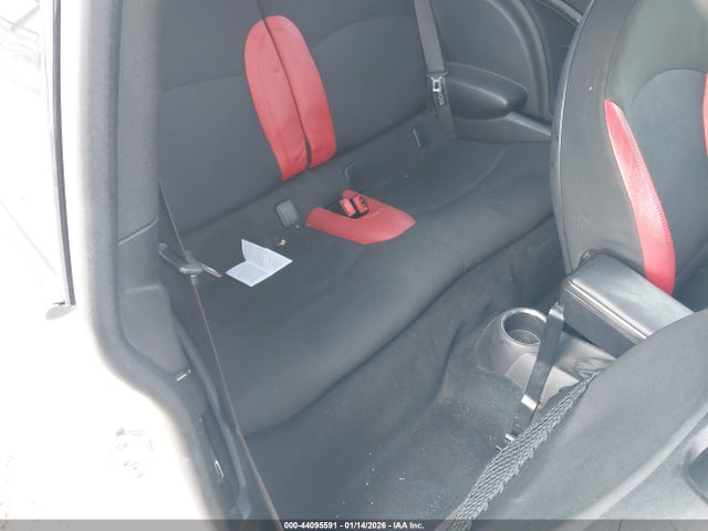 2008 MINI COOPER S WMWMF73528TV33460 Photo 7