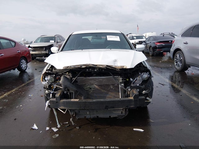 Продажа на аукционе авто 2014 Chrysler 200 Touring, vin: 1C3CCBBG5EN107005, номер лота: 44095592