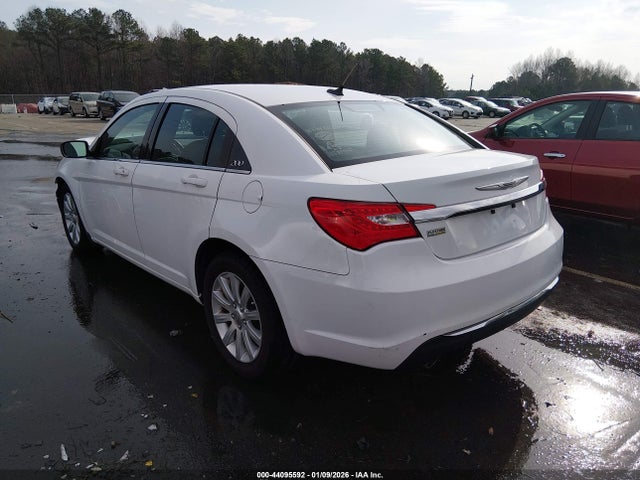 Продажа на аукционе авто 2014 Chrysler 200 Touring, vin: 1C3CCBBG5EN107005, номер лота: 44095592