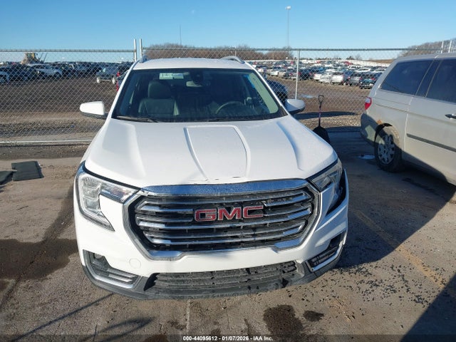 44095612 :رقم المزاد ، 3GKALVEG0RL272180 vin ، 2024 Gmc Terrain Awd Slt مزاد بيع