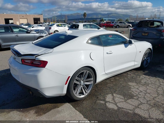 2018 CHEVROLET CAMARO 1G1FB1RS0J0174420 Photo 3