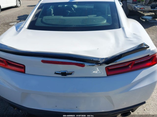 2018 CHEVROLET CAMARO 1G1FB1RS0J0174420 Photo 5