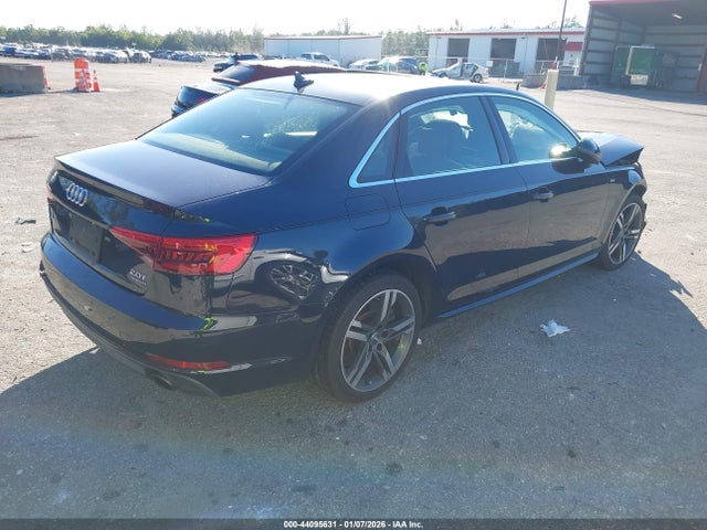2017 AUDI A4 WAUENAF48HN064614 Photo 3