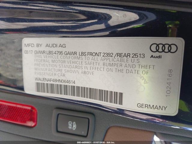 2017 AUDI A4 WAUENAF48HN064614 Photo 8