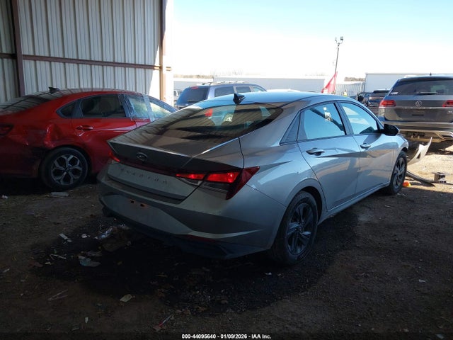 2021 HYUNDAI ELANTRA 5NPLM4AG7MH023031 Photo 3