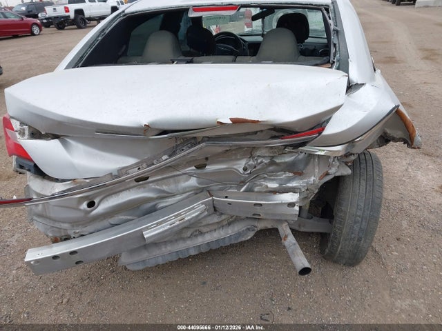 2012 Chrysler 200 Lx მანქანა იყიდება აუქციონზე, vin: 1C3CCBAB8CN135089, აუქციონის ნომერი: 44095666