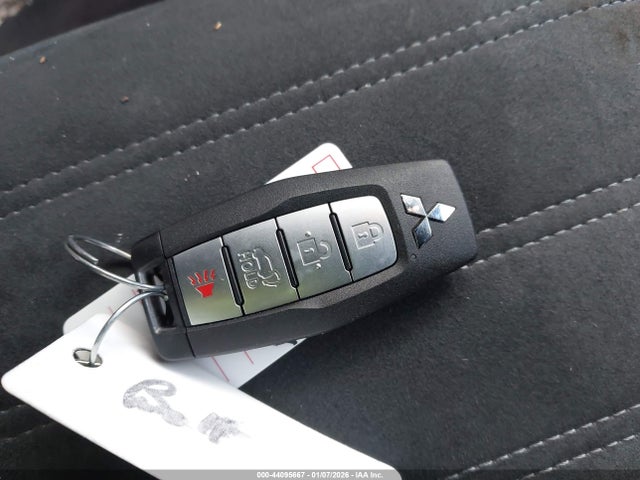 2023 MITSUBISHI OUTLANDER JA4J4UA85PZ011841 Photo 10