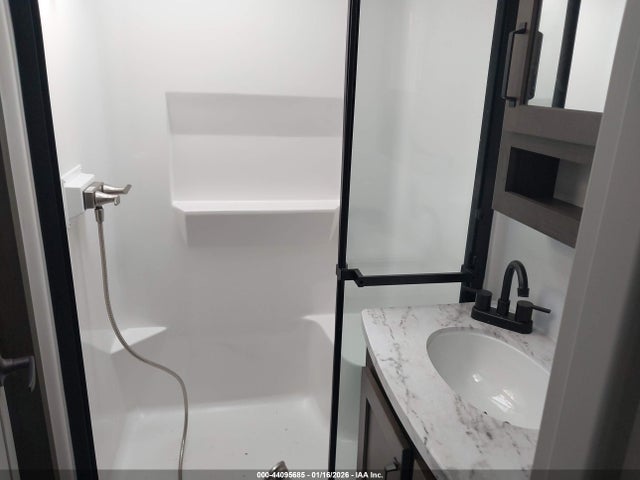 4YDFHMR21SA740942 Keystone Rv Montana