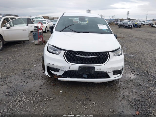 Chrysler Pacifica Select 2025 2C4RC1BG6SR561553 Image 28