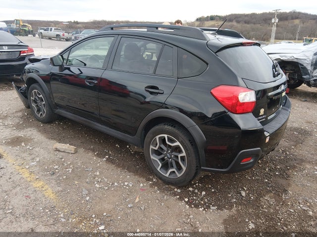Subaru Crosstrek 2.0i Premium 2017 JF2GPABCXH8222843 Image 3