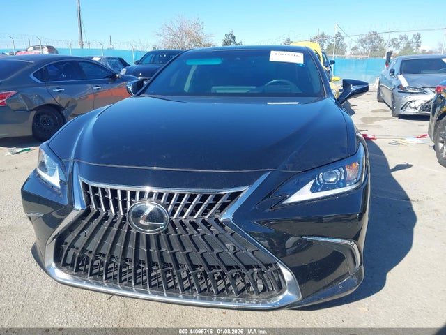 Lexus ES 300H 2024 58ADA1C16RU050047 Image 6